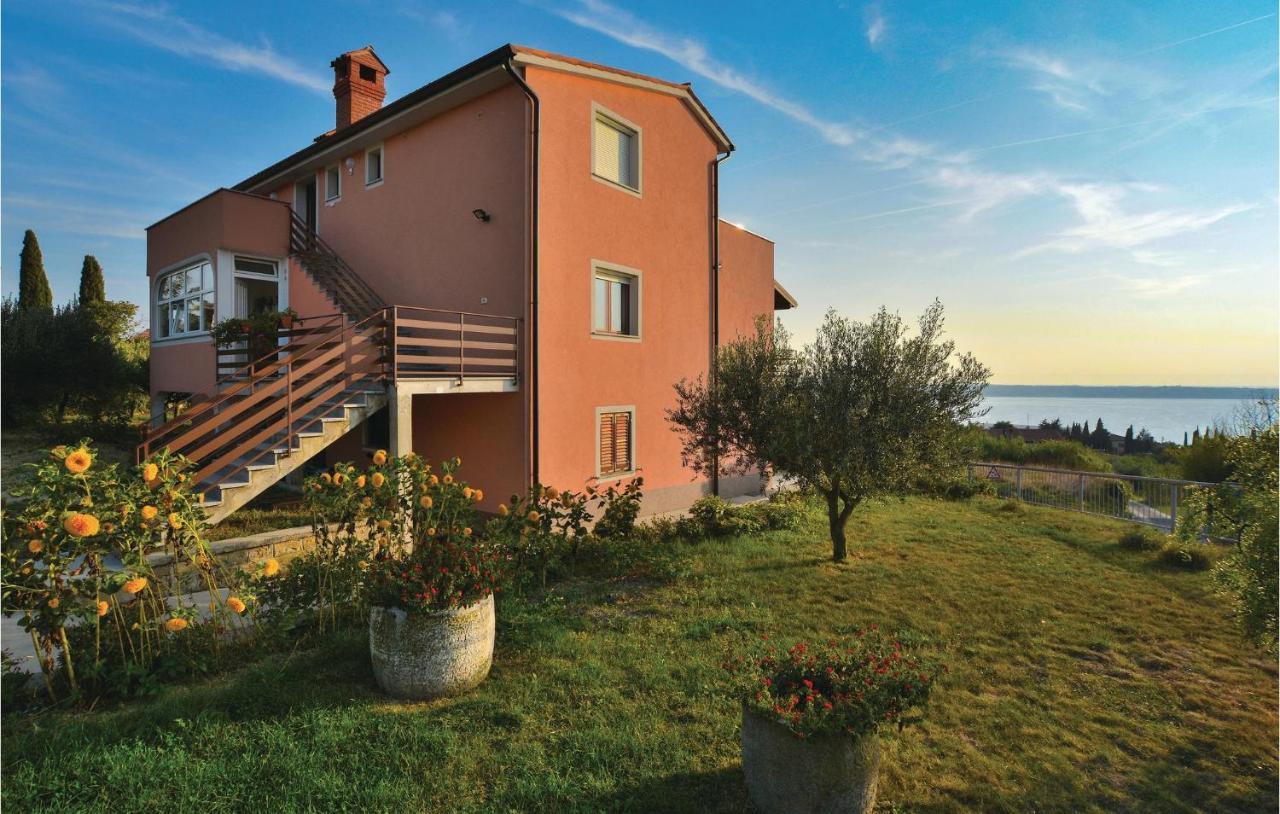 2 Bedroom Amazing Apartment In Portorož Zewnętrze zdjęcie